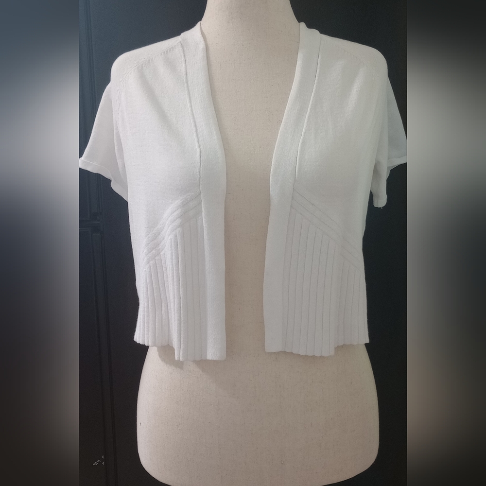 Chic White Women's Shrug